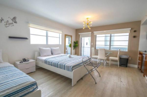 Beautiful Studio on Ocean Dr A207